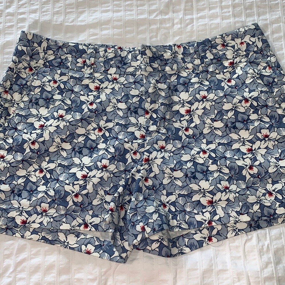 GAP floral Chinos